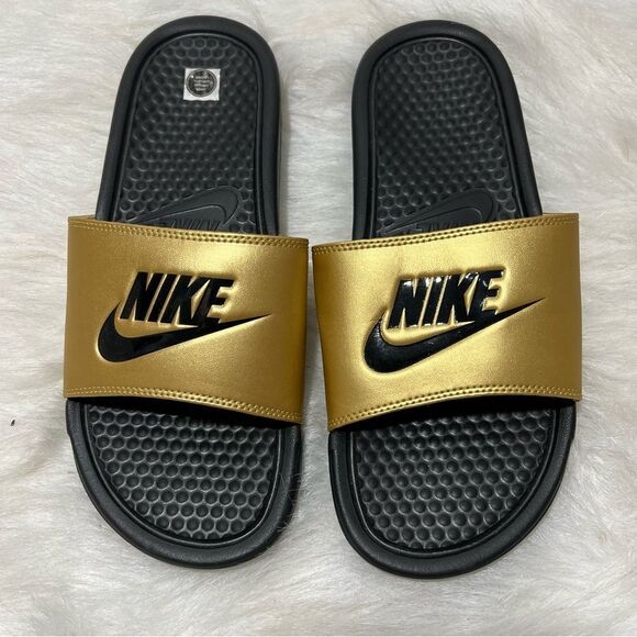 Nike Women's Benassi Gold/Metallic Slide‎ Sandal -- 9 - Picture 3 of 12